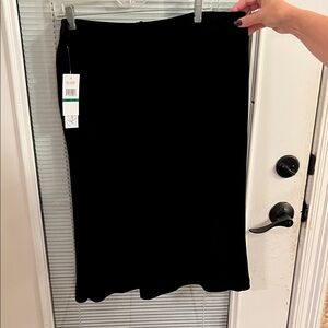 Chic Black Midi Skirt for Women